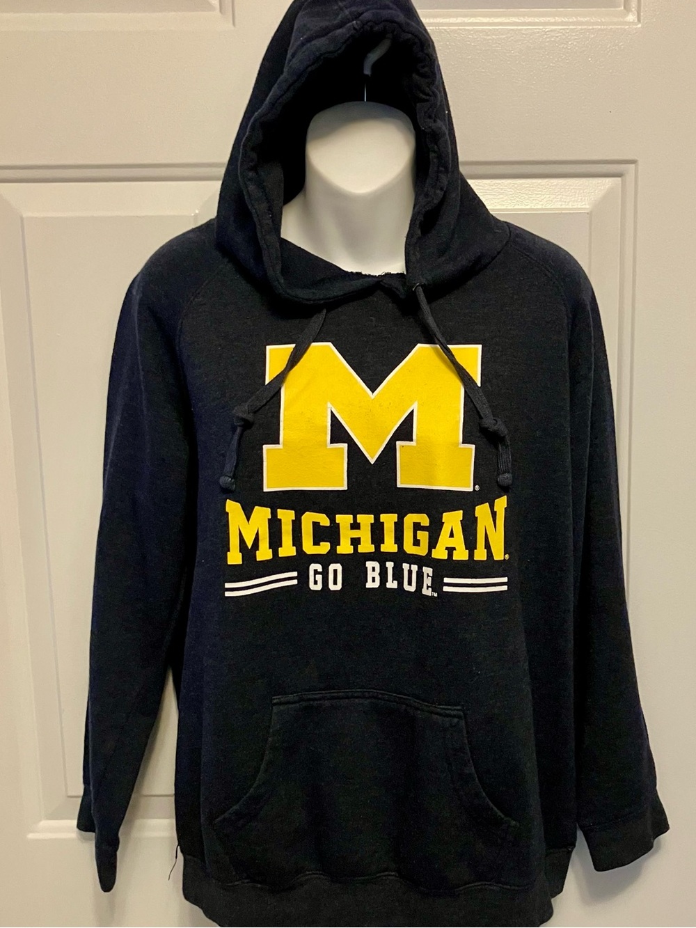 Michigan Go Blue Sz Large Women’s Wolverines Navy Blue Hoodie Sweatshirt